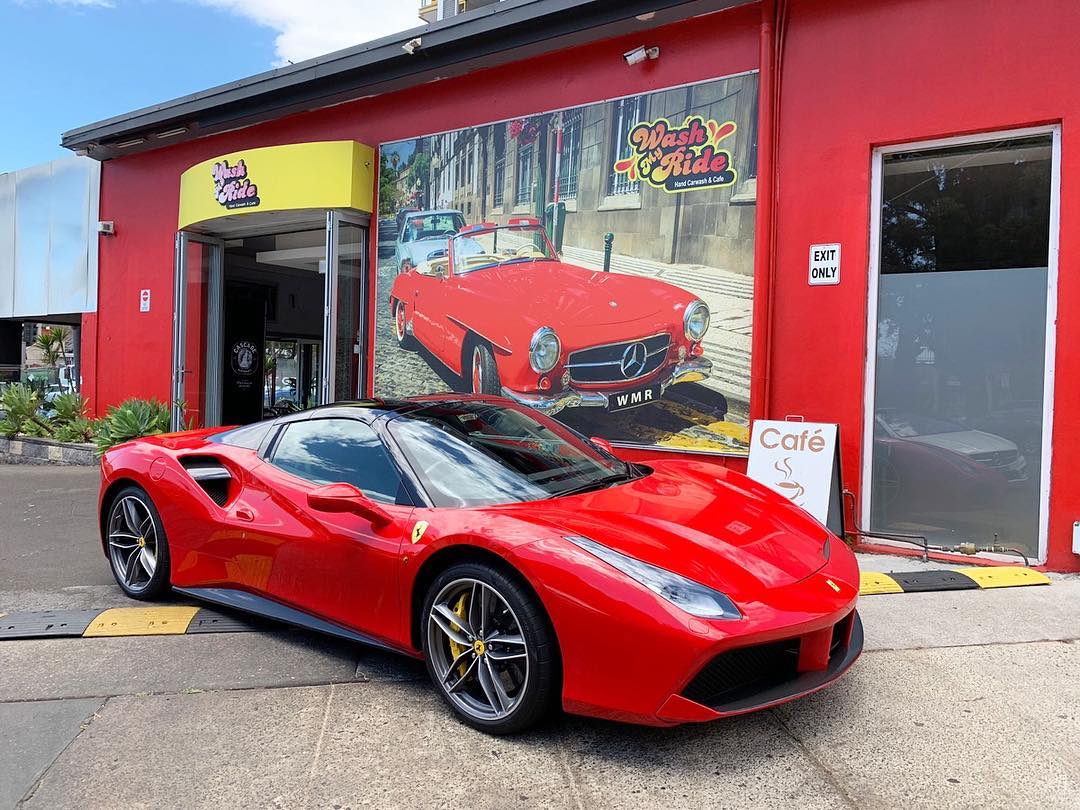 Ferrari 488 Spider